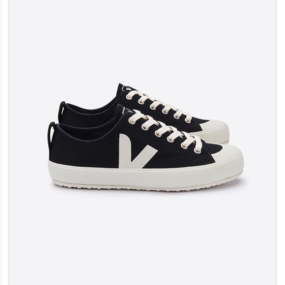 veja black shoes
